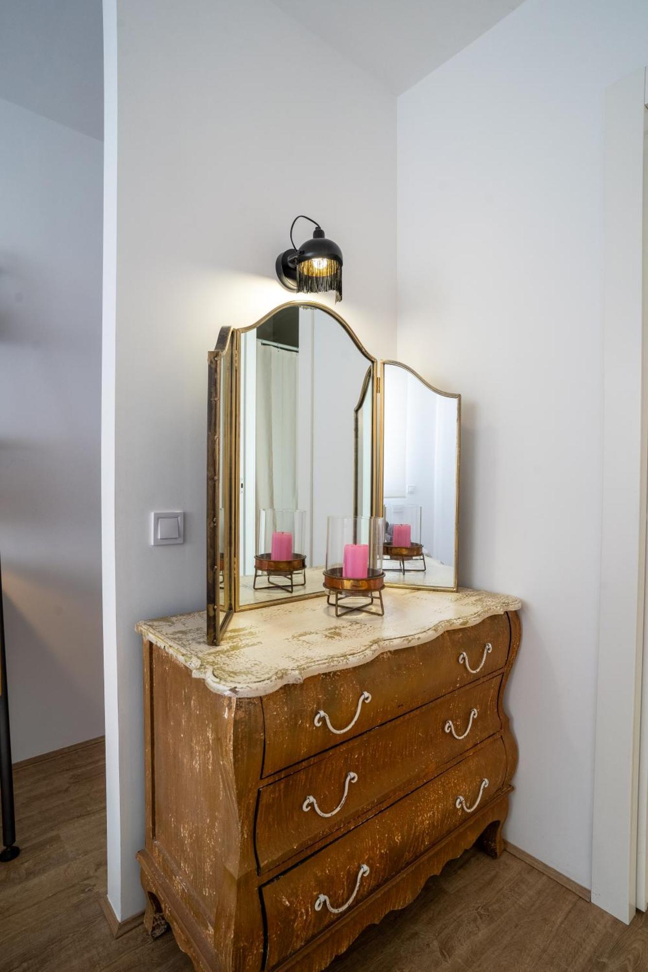 Trendyhomes Obispo Orbera Apartamento Almería